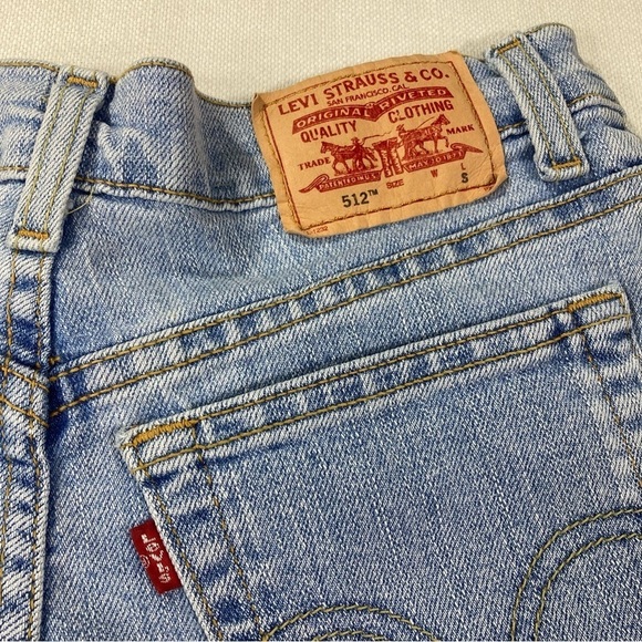 LEVI’S | 512 Classic Slim Tapered Light Wash Jean - Picture 4 of 15